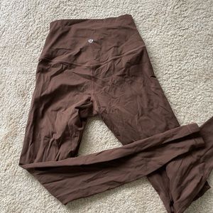 Lululemon Java aligns size 4 in 28’